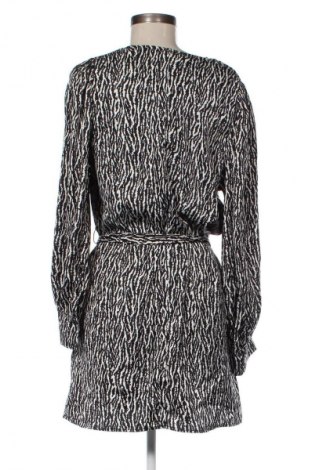 Šaty  H&M, Velikost M, Barva Vícebarevné, Cena  469,00 Kč