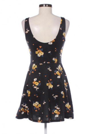 Šaty  H&M, Velikost M, Barva Vícebarevné, Cena  379,00 Kč