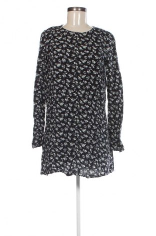 Рокля H&M, Размер S, Цвят Многоцветен, Цена 29,99 лв.