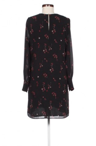 Рокля H&M, Размер M, Цвят Многоцветен, Цена 29,00 лв.