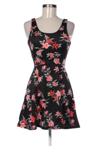 Рокля H&M Divided, Размер S, Цвят Многоцветен, Цена 29,00 лв.