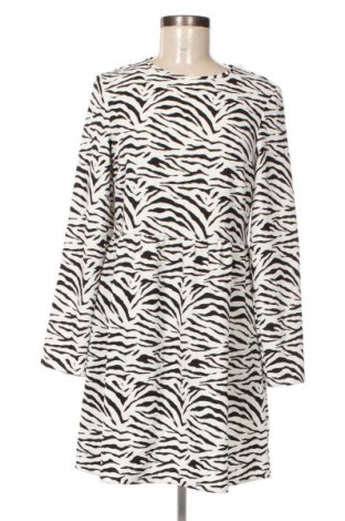 Рокля H&M Divided, Размер M, Цвят Многоцветен, Цена 29,99 лв.
