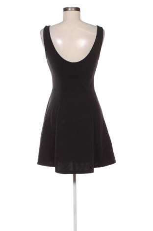 Kleid H&M Divided, Größe M, Farbe Schwarz, Preis € 12,99