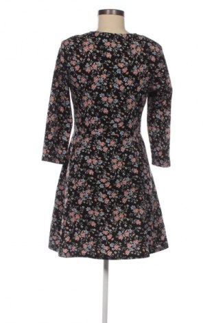 Kleid H&M Divided, Größe M, Farbe Mehrfarbig, Preis € 20,99
