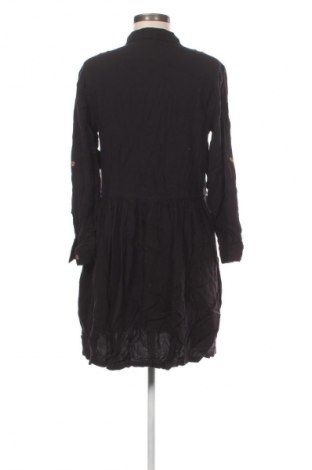 Šaty  H&M L.O.G.G., Velikost M, Barva Černá, Cena  469,00 Kč