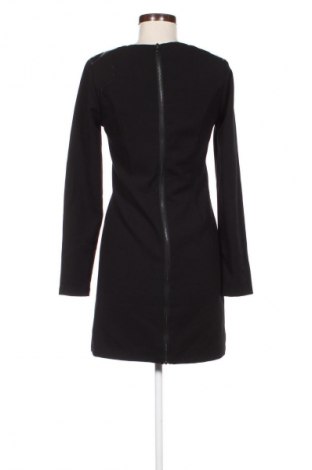 Kleid Ichi, Größe M, Farbe Schwarz, Preis 24,55 €