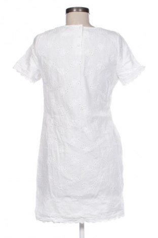 Kleid Irl, Größe M, Farbe Weiß, Preis € 14,77