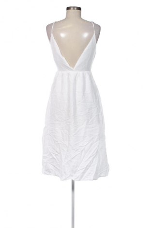 Kleid Lily Mcbee, Größe M, Farbe Weiß, Preis € 23,99