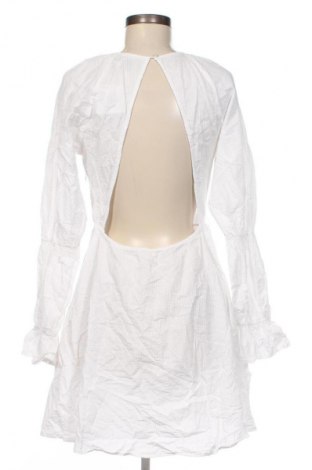 Kleid NA-KD, Größe S, Farbe Weiß, Preis € 33,99
