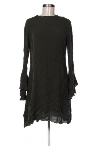 Kleid One More Story, Größe M, Farbe Grün, Preis 13,99 €