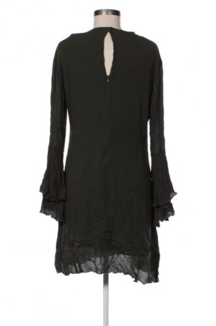 Kleid One More Story, Größe M, Farbe Grün, Preis 13,99 €