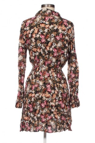 Kleid Piazza Italia, Größe S, Farbe Mehrfarbig, Preis € 8,99