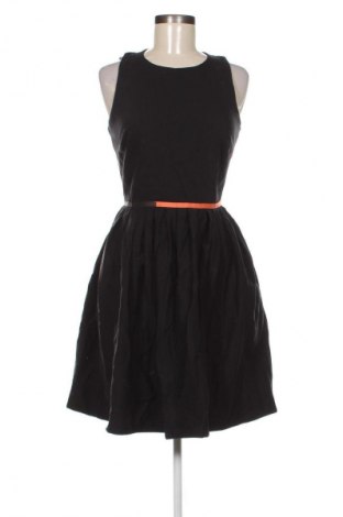 Рокля Preen by Debenhams, Размер M, Цвят Черен, Цена 82,99 лв.