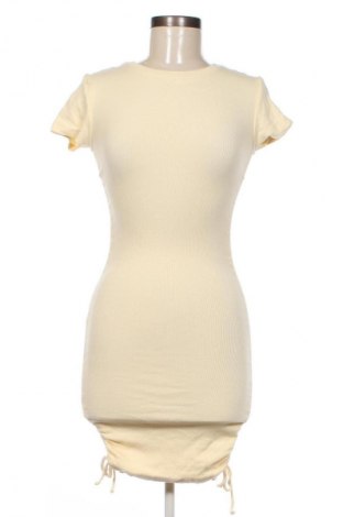 Šaty  Pull&Bear, Velikost S, Barva Žlutá, Cena  279,00 Kč