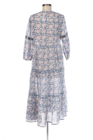 Šaty  Pull&Bear, Velikost M, Barva Vícebarevné, Cena  469,00 Kč