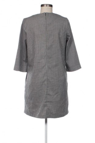 Kleid Reserved, Größe M, Farbe Mehrfarbig, Preis € 14,83