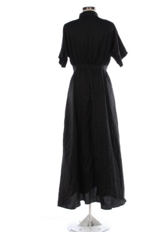 Kleid SHEIN, Größe M, Farbe Schwarz, Preis 29,99 €