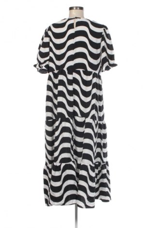 Kleid SHEIN, Größe XL, Farbe Mehrfarbig, Preis € 24,99
