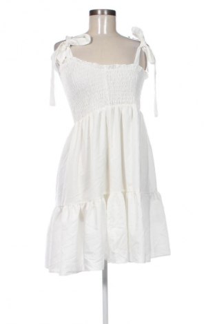 Φόρεμα SHEIN, Μέγεθος XL, Χρώμα Λευκό, Τιμή 15,00 €