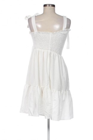 Φόρεμα SHEIN, Μέγεθος XL, Χρώμα Λευκό, Τιμή 15,00 €