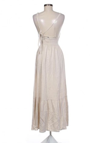 Φόρεμα Stradivarius, Μέγεθος S, Χρώμα Εκρού, Τιμή 14,77 €
