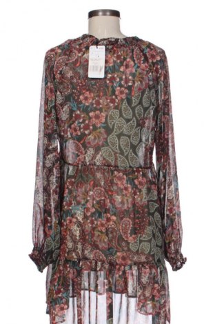 Šaty  Stradivarius, Velikost L, Barva Vícebarevné, Cena  389,00 Kč