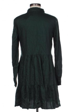 Kleid Stradivarius, Größe M, Farbe Grün, Preis € 14,77