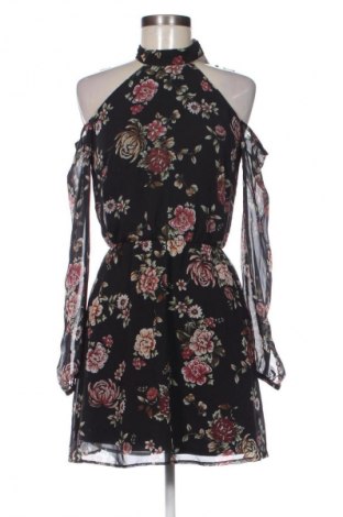 Kleid Stradivarius, Größe M, Farbe Mehrfarbig, Preis 20,99 €