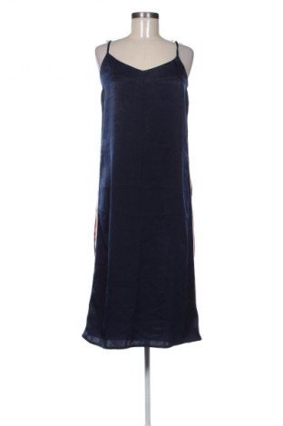 Φόρεμα Stradivarius, Μέγεθος M, Χρώμα Μπλέ, Τιμή 15,00 €