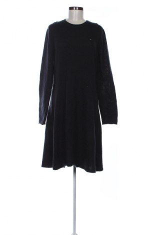 Рокля Tommy Hilfiger, Размер XXL, Цвят Син, Цена 299,99 лв.