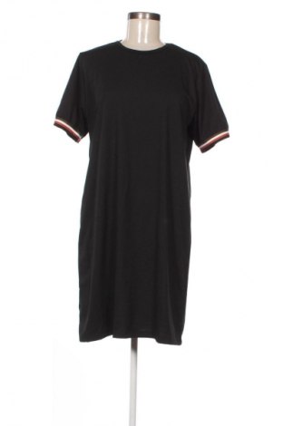 Kleid Trendyol, Größe L, Farbe Schwarz, Preis € 55,99
