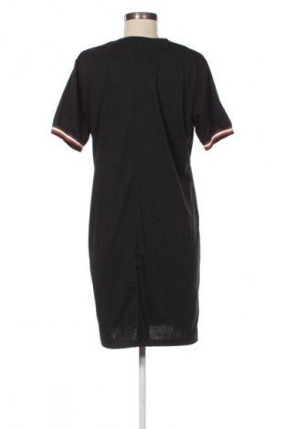 Kleid Trendyol, Größe L, Farbe Schwarz, Preis € 55,99