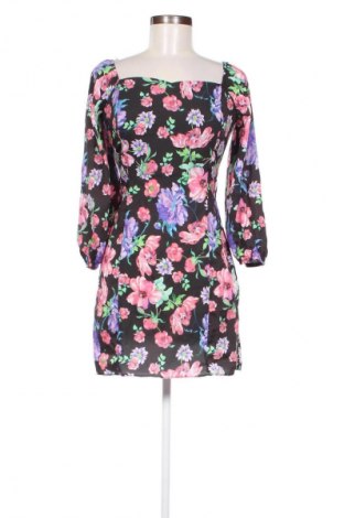 Rochie Trendyol, Mărime S, Culoare Multicolor, Preț 126,00 Lei