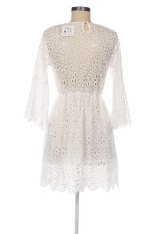Kleid Unbranded, Größe M, Farbe Weiß, Preis € 17,99