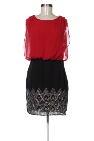 Рокля Vero Moda, Размер M, Цвят Многоцветен, Цена 48,99 лв.