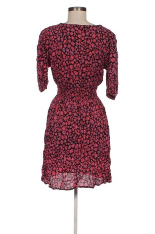 Kleid Vero Moda, Größe M, Farbe Mehrfarbig, Preis 14,99 €