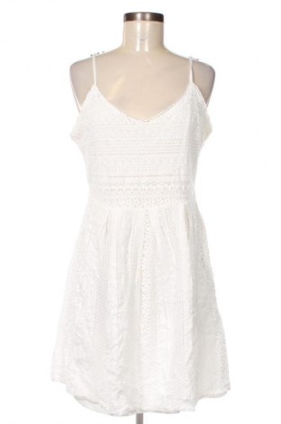 Šaty  Vero Moda, Veľkosť XL, Farba Biela, Cena  17,95 €