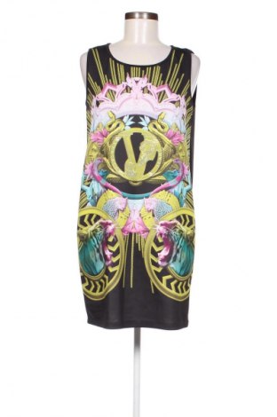 Рокля Versace Jeans, Размер M, Цвят Многоцветен, Цена 555,75 лв.
