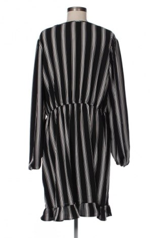 Kleid Xhilaration, Größe XXL, Farbe Mehrfarbig, Preis 14,91 €