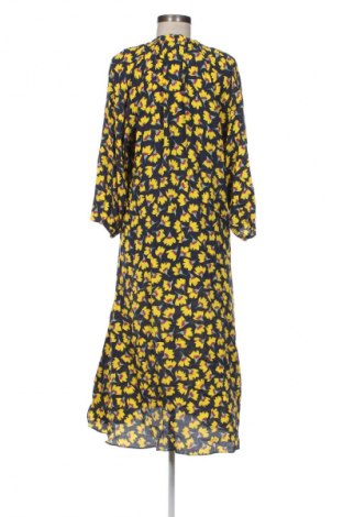 Kleid Zara, Größe M, Farbe Mehrfarbig, Preis € 9,99