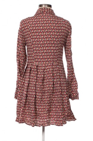 Kleid Zara, Größe S, Farbe Mehrfarbig, Preis 7,99 €