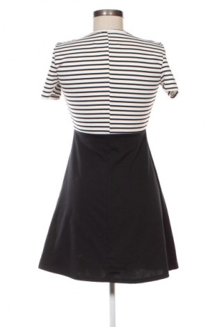 Kleid Zara Trafaluc, Größe S, Farbe Mehrfarbig, Preis € 22,99