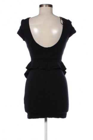 Sukienka Zara Trafaluc, Rozmiar M, Kolor Czarny, Cena 79,99 zł