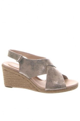 Sandále Clarks, Veľkosť 42, Farba Viacfarebná, Cena  103,99 €