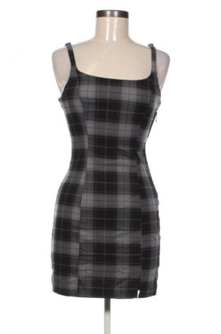 Latzkleid H&M, Größe M, Farbe Mehrfarbig, Preis € 15,99