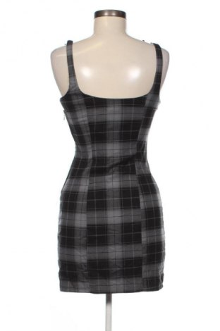 Latzkleid H&M, Größe M, Farbe Mehrfarbig, Preis € 15,99