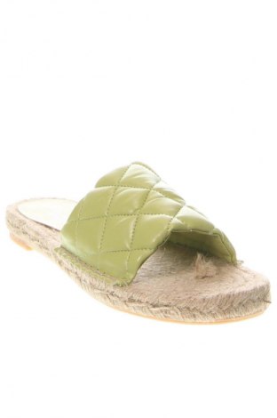 Papuci Jeffrey Campbell, Mărime 36, Culoare Verde, Preț 107,99 Lei