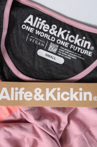 Damen Shirt Alife And Kickin, Größe S, Farbe Mehrfarbig, Preis 11,99 €