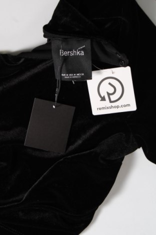 Дамска блуза Bershka, Размер M, Цвят Черен, Цена 31,00 лв.