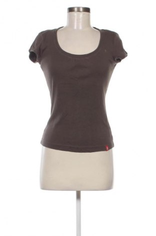 Γυναικεία μπλούζα Edc By Esprit, Μέγεθος M, Χρώμα Καφέ, Τιμή 10,99 €